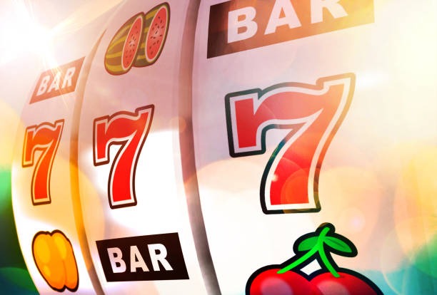 skin toto Sic Bo live dealer game with dice and clear interface
